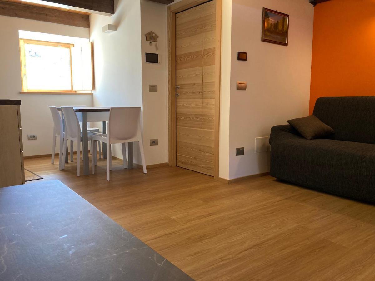 La Maison Du Cre Valtournenche Luaran gambar